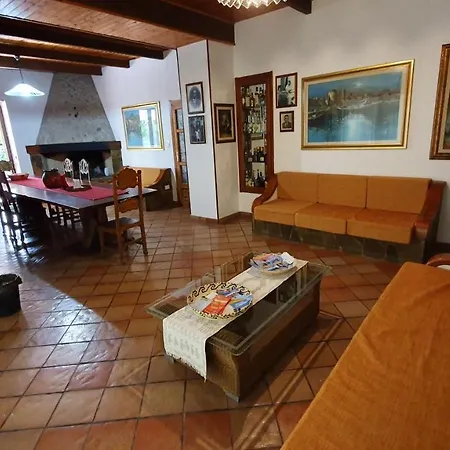 Canu Villa *
